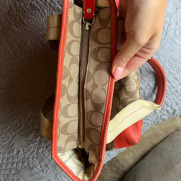 Coach Signature Monogram Orange and Tan Patent Leather Tote Shoulder Bag Y2K - Picture 7 of 13